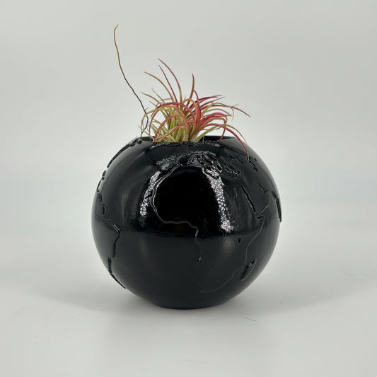 Globo coprivaso Popikò in ceramica artigianale nera lucida, stile contemporaneo, Made in Italy fatto a mano.